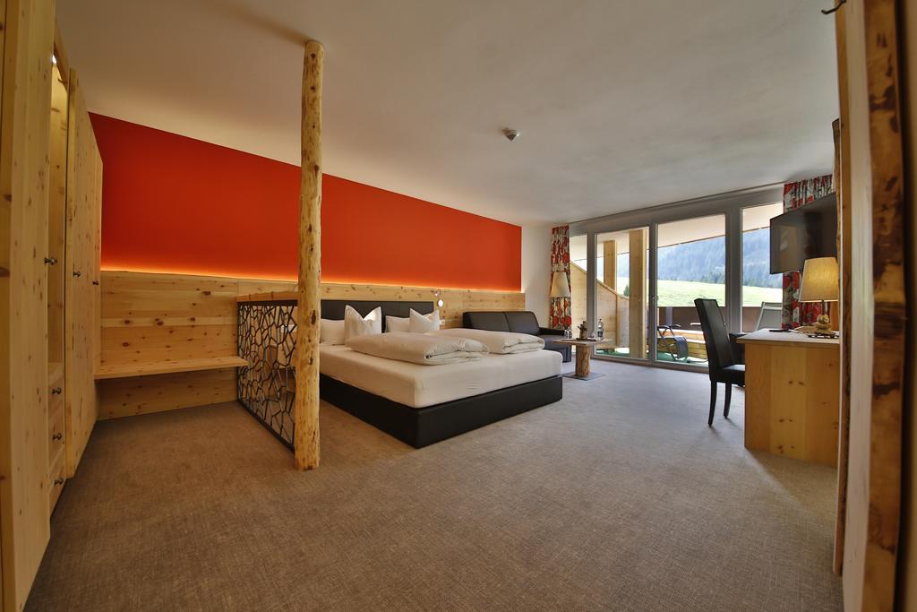 Romantik Resort & Spa Der Laterndl Hof Haldensee Esterno foto
